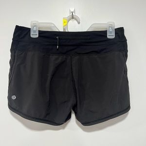 Lululemon Speed Up Mid-Rise Lined Short 4" Size 6